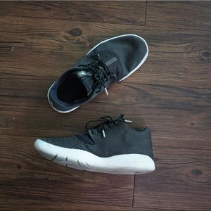 2017 8.5 Air Jordan Eclipse Black White Sneakers Reflective